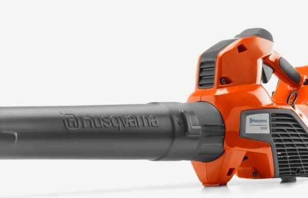 Dmuchawa akumulatorowa Model Husqvarna 120iB z akumulatorem i ładowarką